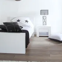 Kidsmill Alaska Kinderzimmer Weiß Hochglanz | Bett 90 x 200 cm + Nachttisch