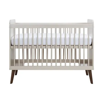 Europe Baby Olivia II Ledikant 60 x 120 cm - Oatmeal / Walnoot - Retro
