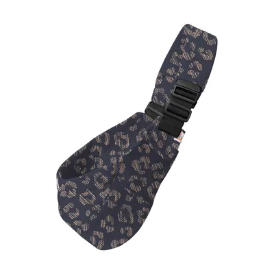 Ergobaby Upsie Babytrage – Black Leopard