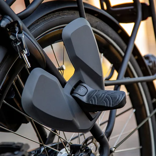 Urban Iki Junior Fietsstoeltje - Met Montagekader