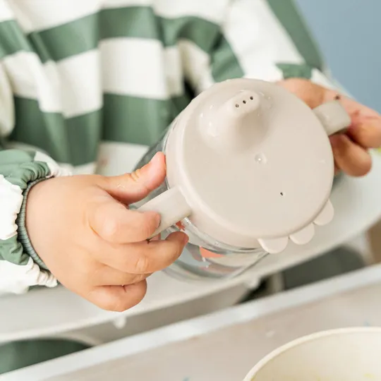 Done By Deer Celebration Trinklernbecher - Sand