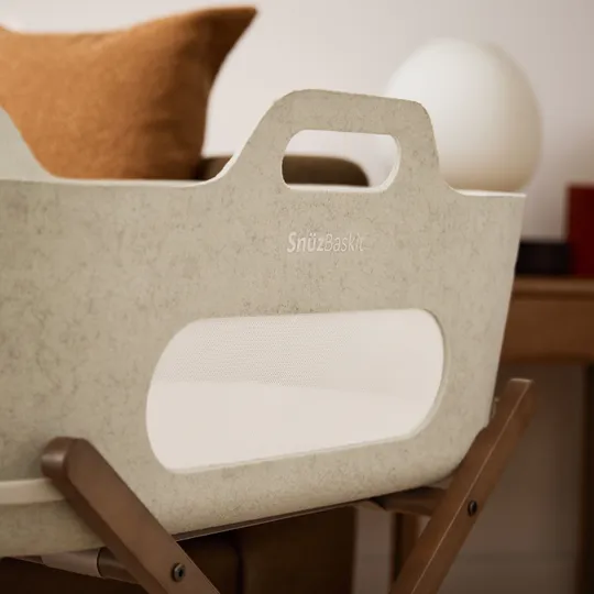 Snuz SnüzBaskit Moses Basket + Stand Set