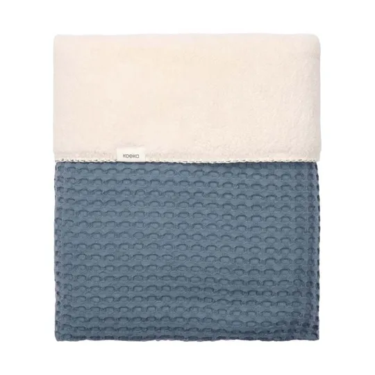 Koeka Oslo Babydecke - Größe 100 x 75 - Waffel/Teddy - Bluestone