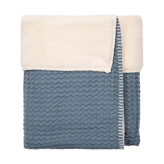 Koeka Oslo Bettdecke - Größe 100 x 150 - Waffel/Teddy - Bluestone