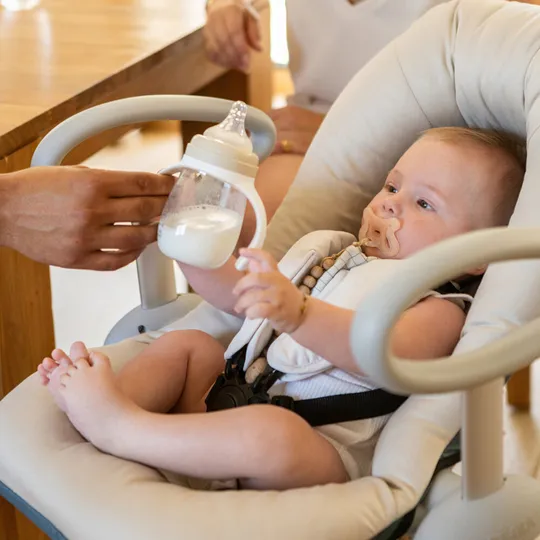 Béaba Mitwachsendes Fläschchen – Evolutiv 2-in-1 – 210 ml – Clay