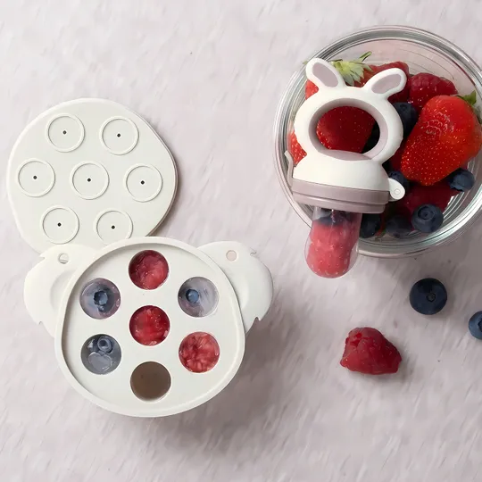 Bo Jungle Fruit Feeder 4-in-1