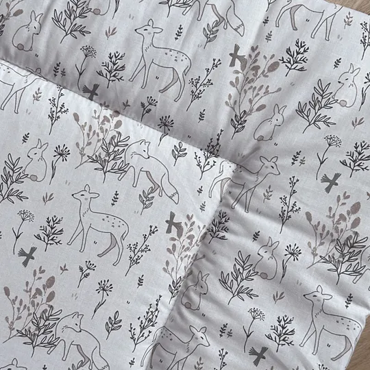 Bink Bedding Bas Laufstallteppich - 80 x 100 cm - Waldtierprint