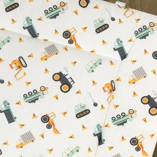 Bink Bedding Bram Laufstallteppich - 71 x 122 cm - Fahrzeugdruck