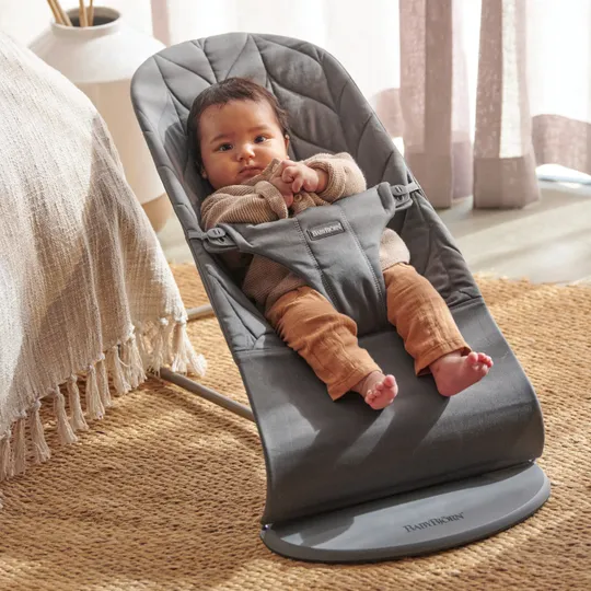 BabyBjörn Bliss Babywippe – Gewebte Blütenblatt Steppung