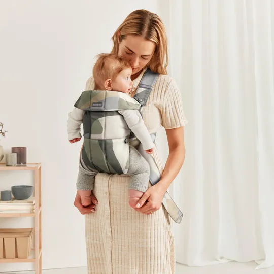 BabyBjörn Mini Cotton Babytrage 