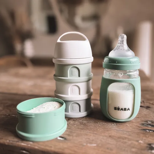 Beaba Milchpulverbox - Cotton White / Sage Green