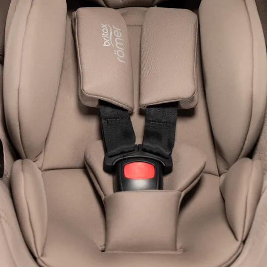 Dubatti by Römer Autositz Babysafe Pro