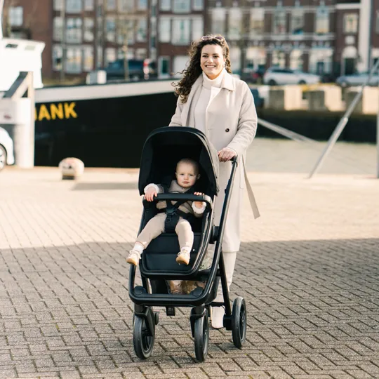 Dubatti Two E2 Kinderwagen 2-in-1 - Black / Pitch Black