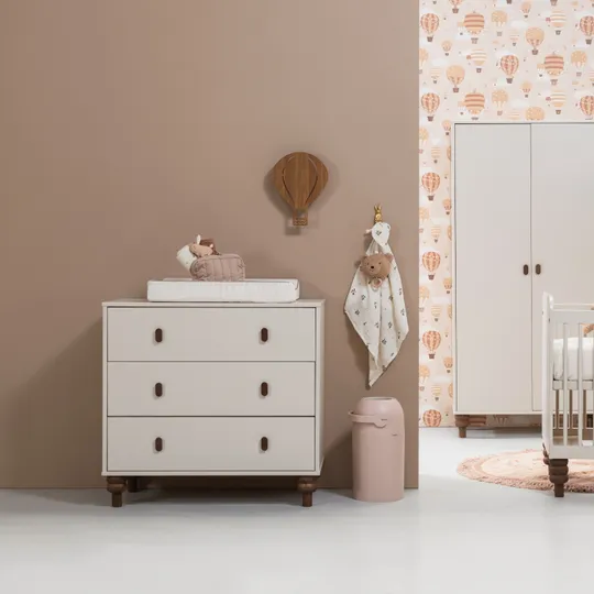 Europe Baby Olivia II Commode - Oatmeal / Walnoot - Bold