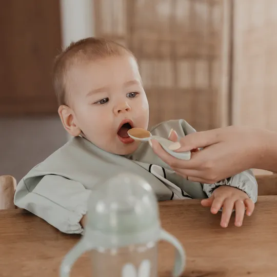Koko Lätzchen mit Ärmeln - Miffy