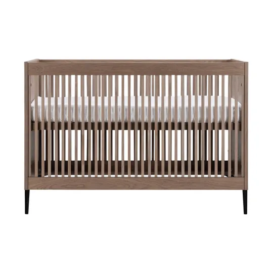 Kidsmill Levi Babyzimmer Inkl. Runden Möbelfüßen Walnuss