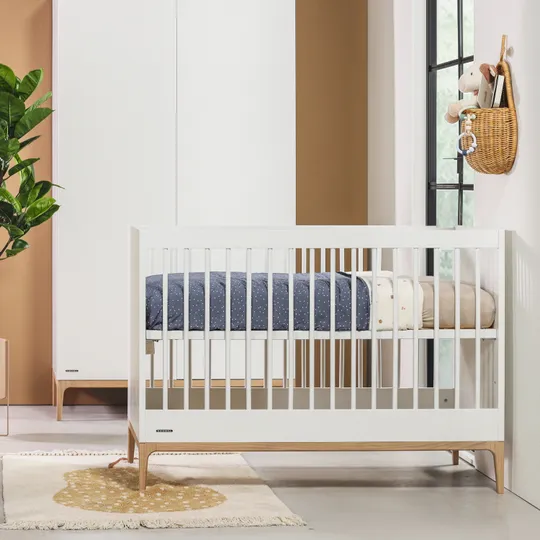 Kidsmill Intense II Babyzimmer Matt Weiß / Eiche