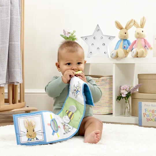 Rainbow Designs Entdecker- und Fühlbuch – Peter Hase