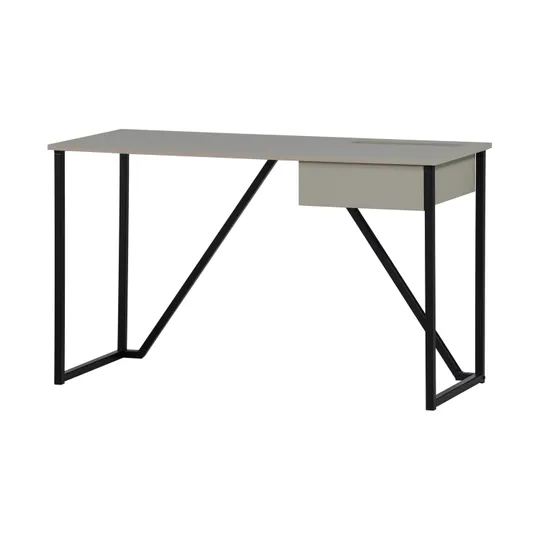 Woood New Julius Bureau