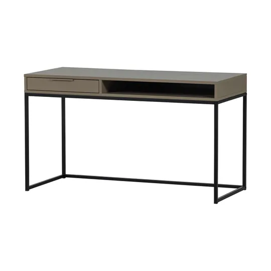 Woood Nore Bureau