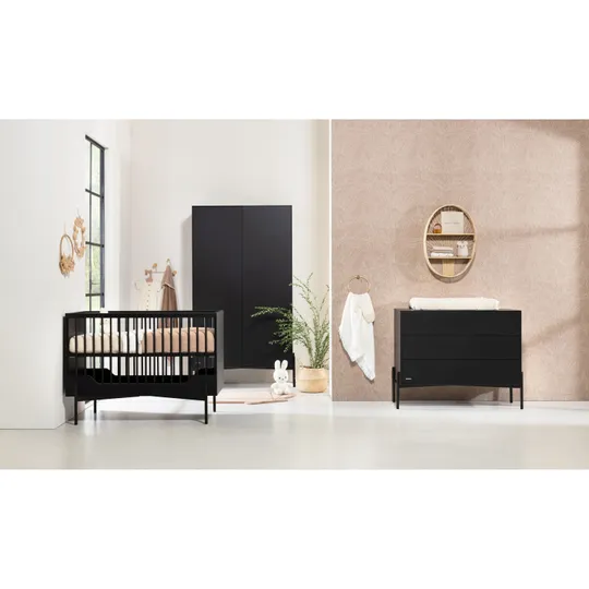 Kidsmill Boutique Babyzimmer Schwarz Matt