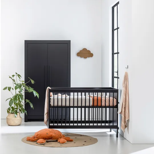 Europe Baby Vittoria III Babyzimmer Schwarz
