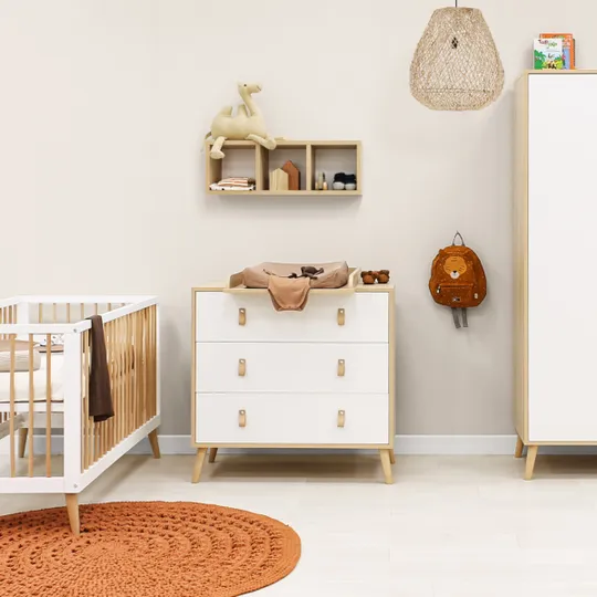 ToiToiKids Jort Babyzimmer – Weiß/Natur