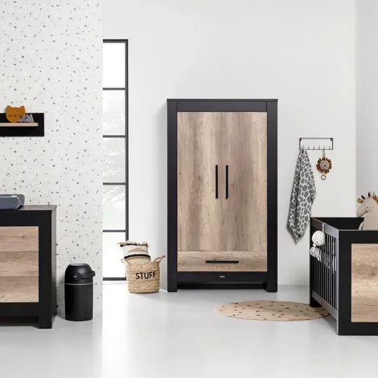 Kidsmill Long Island Babyzimmer Schwarz / Oldwood