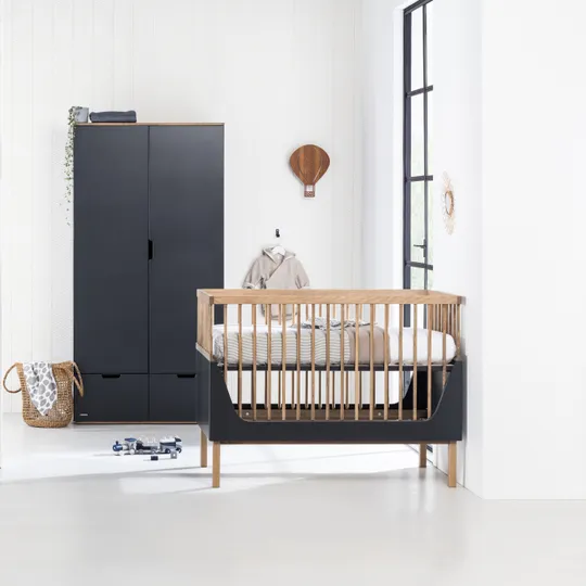 Kidsmill Sepp Babyzimmer Anthrazit/Buche
