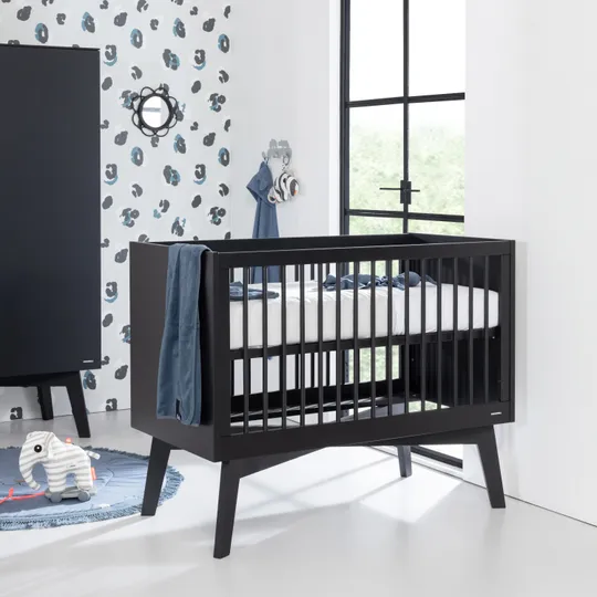 Kidsmill Sixties Babyzimmer  Schwarz matt