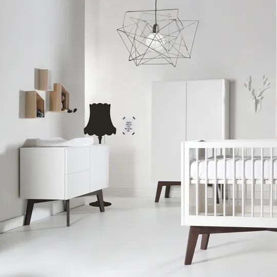 Kidsmill Sixties Kommode Mattweiß / Walnuss
