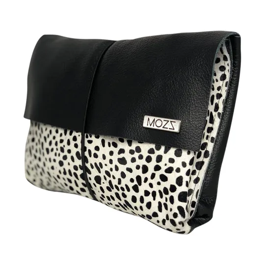 Mozz Bags Wickeletui Black Baby Cheetah Weiß
