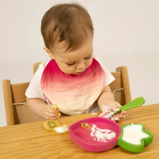 Oli & Carol Ramona The Radish Plate Set