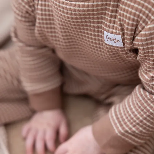 Feetje Wafel Pyjama Bruin Mt. 98