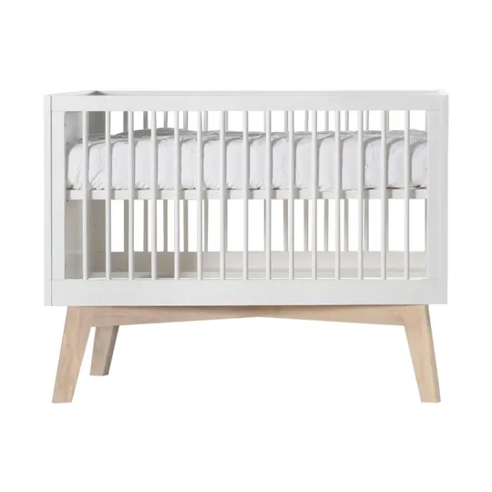 Kidsmill Sixties Babyzimmer Weiß Matt/Natur