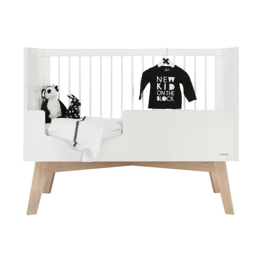 Kidsmill Sixties Babyzimmer Weiß Matt/Natur